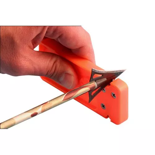 AccuSharp 013C Broadhead Sharpener/WrenchTungsten Carbide Sharpener Orange